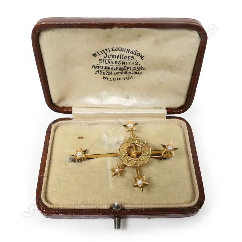 William Littlejohn 15ct gold Anzac sweetheart brooch, Image 1++